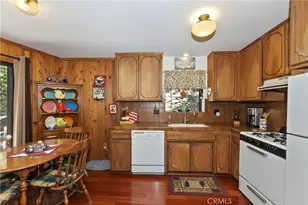 305 Cedarbrook Dr, Twin Peaks, CA 92391 - Photo 7