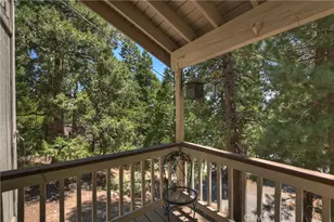 305 Cedarbrook Dr, Twin Peaks, CA 92391 - Photo 15