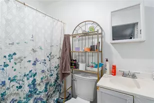 645 E King St, Rialto, CA 92376 - Photo 25