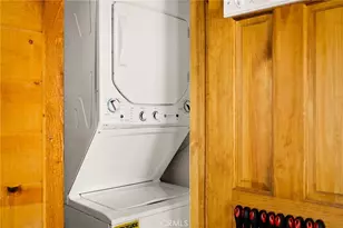 33400 Bluebird Dr, Green Valley Lake, CA 92341 - Photo 17