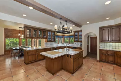 28324 Somerset Lane, Lake Arrowhead, CA 92352 - Photo 19