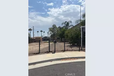 111 N Victoria Avenue, Corona, CA 92879 - Photo 1