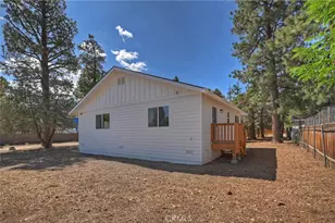 901 Ash Ln, Big Bear City, CA 92314 - Photo 23