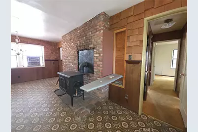 33007 Spruce Drive, Green Valley Lake, CA 92341 - Photo 17