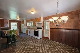 33007 Spruce Dr, Green Valley Lake, CA 92341 - Photo 7