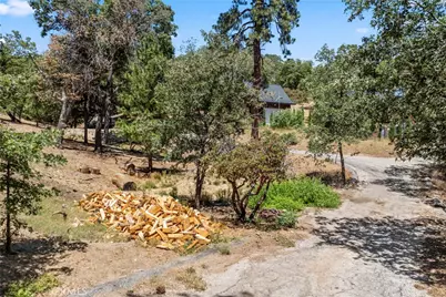 27115 Spring Lane, Lake Arrowhead, CA 92352 - Photo 7