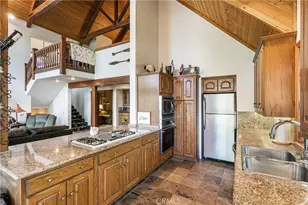 190 Birchwood, Lake Arrowhead, CA 92352 - Photo 19