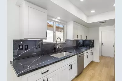 5734 N E Street, San Bernardino, CA 92407 - Photo 23