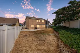 909 Heron Dr, Corona, CA 92879 - Photo 3