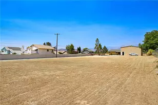35710 Ave H, Yucaipa, CA 92399 - Photo 29