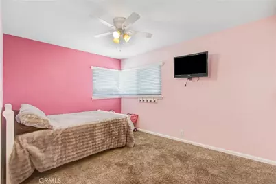 35710 Avenue H, Yucaipa, CA 92399 - Photo 17