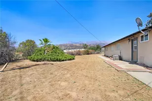 35710 Ave H, Yucaipa, CA 92399 - Photo 25