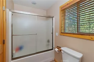 284 Leonard Ln, Sugarloaf, CA 92386 - Photo 19