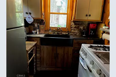 27877 Holly Lane, Lake Arrowhead, CA 92352 - Photo 17