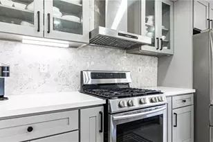 2101 San Antonio Dr, Corona, CA 92882 - Photo 15