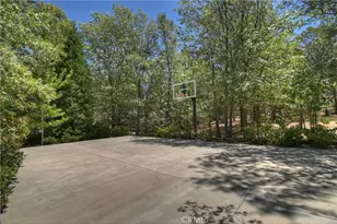 28411 N Shore Rd, Lake Arrowhead, CA 92352 - Photo 49