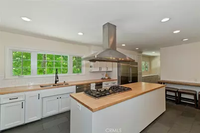 28411 North Shore Road, Lake Arrowhead, CA 92352 - Photo 17