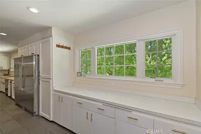 28411 North Shore Road, Lake Arrowhead, CA 92352 - Photo 43