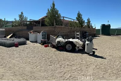 16025 Sheep Creek Rd, Phelan, CA 92371 - Photo 5