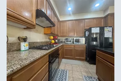 10086 Deville Drive, Moreno Valley, CA 92557 - Photo 21