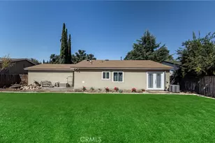 870 Falcon Ln, Redlands, CA 92374 - Photo 15