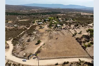 44451 Oak Glen Road, Hemet, CA 92544 - Photo 17