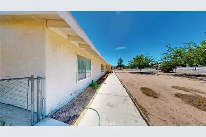 7601 Corona Avenue, Hesperia, CA 92345 - Photo 39