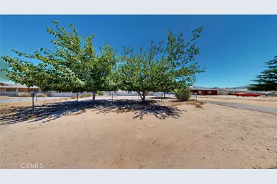 7601 Corona Avenue, Hesperia, CA 92345 - Photo 37