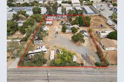 21200 Lemon Street, Wildomar, CA 92595 - Photo 17