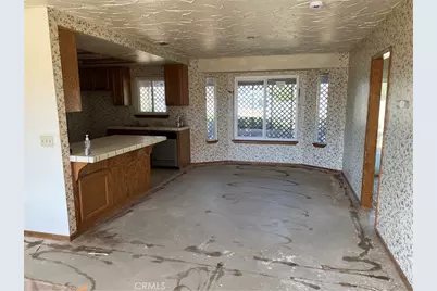 22764 Powhatan Road, Apple Valley, CA 92308 - Photo 7