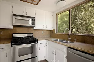 27711 Alpen Dr, Lake Arrowhead, CA 92352 - Photo 19