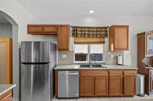 28402 Crestwood St, Menifee, CA 92585 - Photo 9
