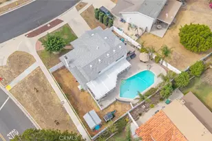 2102 Beatrice Dr, Corona, CA 92879 - Photo 31