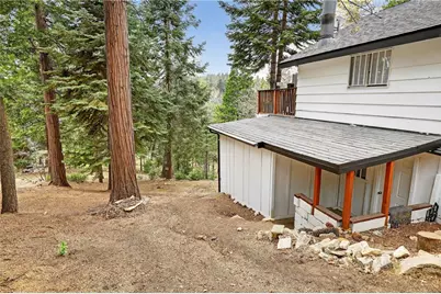 628 Rose Lane, Twin Peaks, CA 92391 - Photo 13