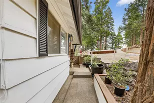 628 Rose Ln, Twin Peaks, CA 92391 - Photo 37