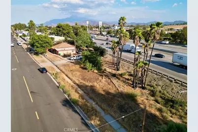 207 E 5th Street, Beaumont, CA 92223 - Photo 47