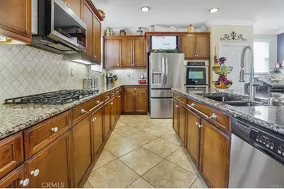 5003 Thornberry Way, Fontana, CA 92336 - Photo 27