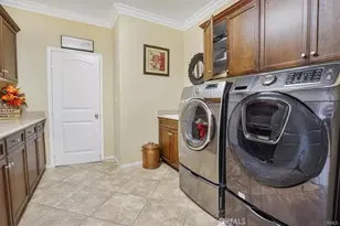 5003 Thornberry Way, Fontana, CA 92336 - Photo 45