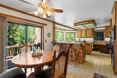 24250 Horst Drive, Crestline, CA 92325 - Photo 13