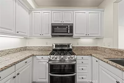 28378 Mirabelle Lane, Saugus, CA 91350 - Photo 15