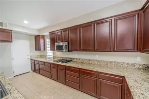 3675 Sunmeadow St, Corona, CA 92881 - Photo 19