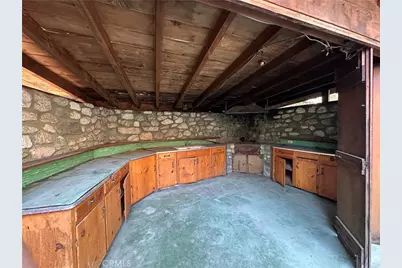 39505 Canyon Drive, Forest Falls, CA 92339 - Photo 13