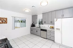 25481 6th St, San Bernardino, CA 92410 - Photo 21