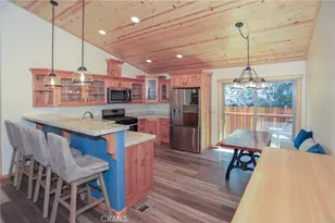 365 Santa Barbara Ave, Sugarloaf, CA 92386 - Photo 11