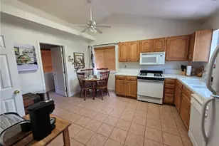 26478 Thunderbird Dr, Lake Arrowhead, CA 92391 - Photo 15