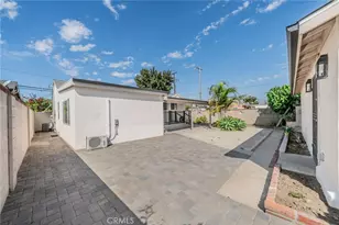 825 N Raitt St, Santa Ana, CA 92703 - Photo 29