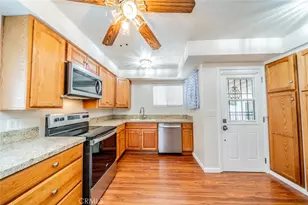 825 N Raitt St, Santa Ana, CA 92703 - Photo 9