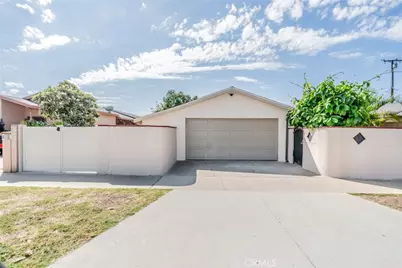 825 N Raitt Street, Santa Ana, CA 92703 - Photo 7