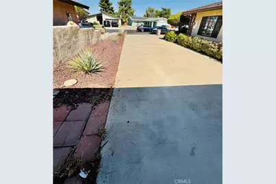 13925 Burning Tree Drive, Victorville, CA 92395 - Photo 5