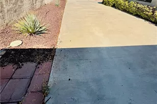 13925 Burning Tree Dr, Victorville, CA 92395 - Photo 5